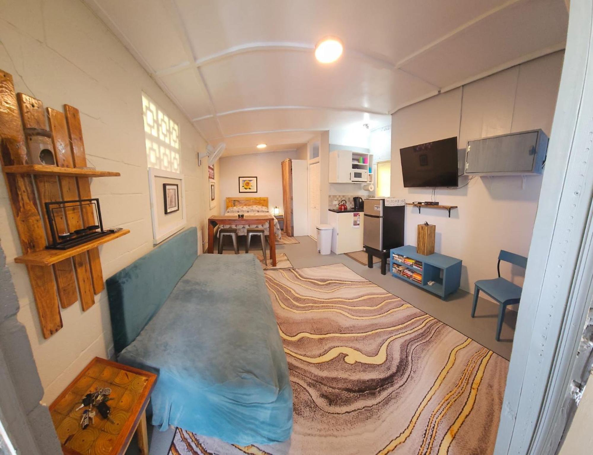 Gloria'S Mini Hideaway Apartman Christ Church Kültér fotó